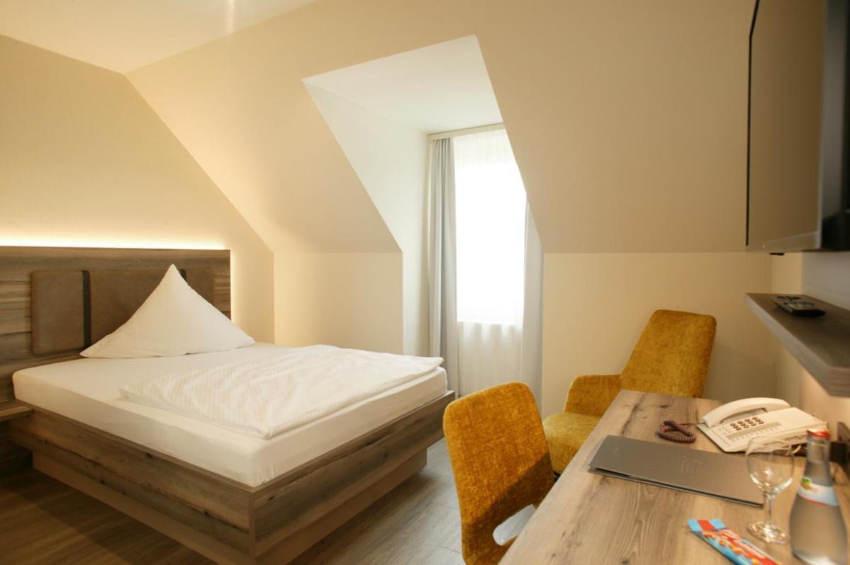 Hotel Sonne Garni Rudersberg Esterno foto