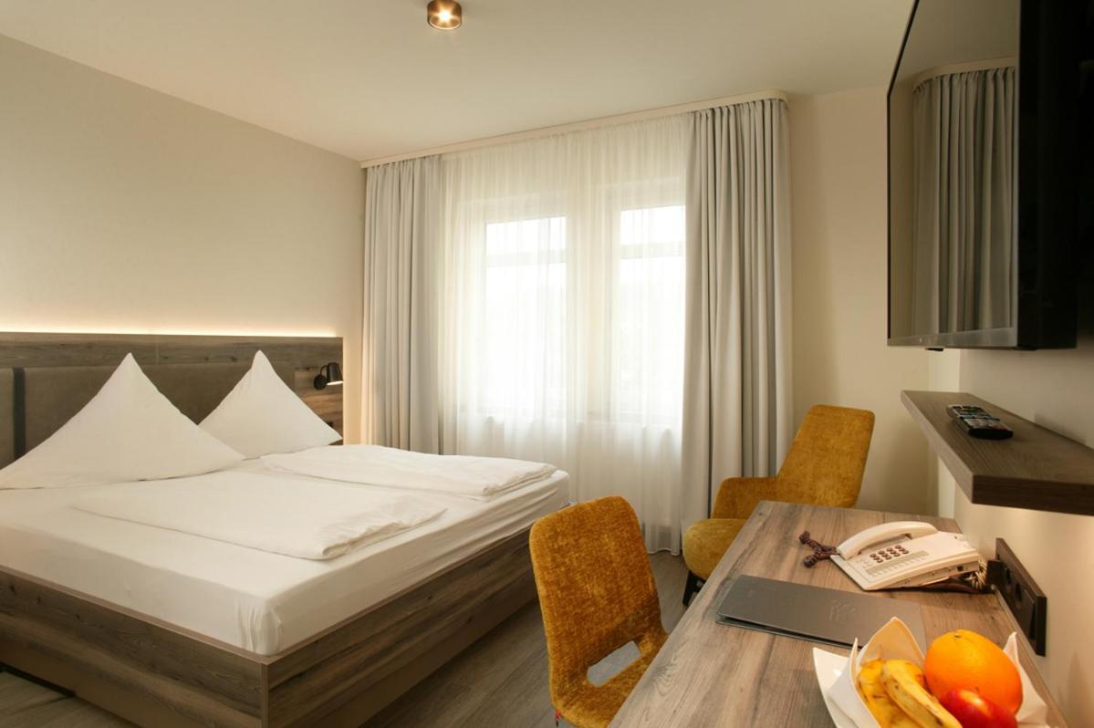 Hotel Sonne Garni Rudersberg Esterno foto
